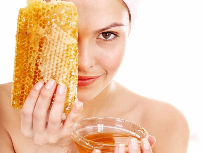 Face mask with honey