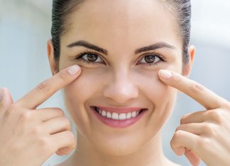 How to remove bags under the eyes