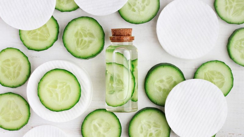 Cucumber face mask with protein