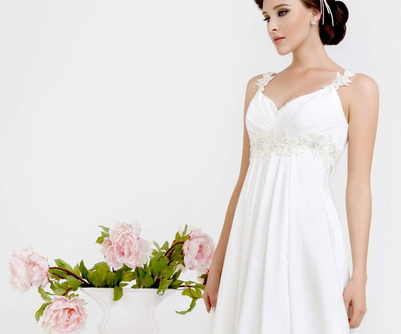 Deep Neckline Wedding Dress