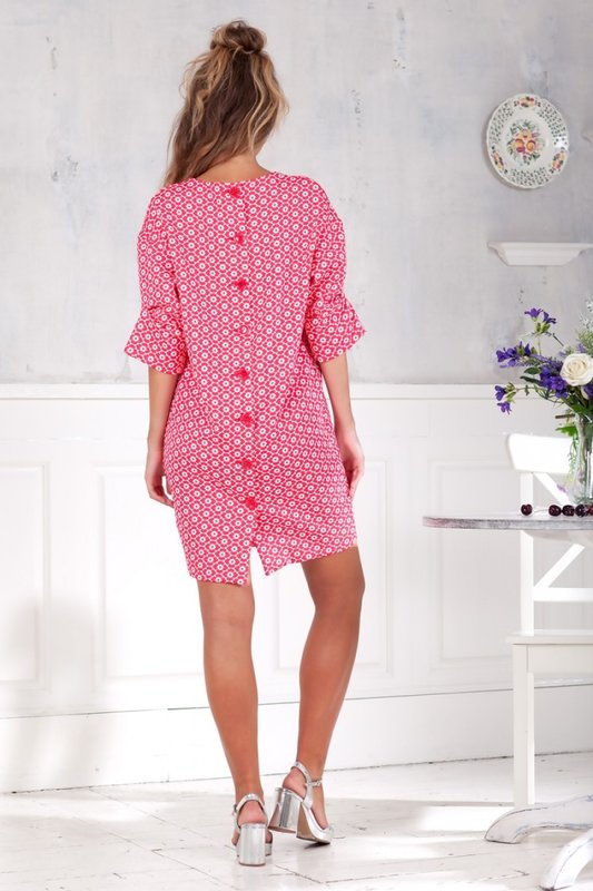 Dress with buttons on the back and sleeves