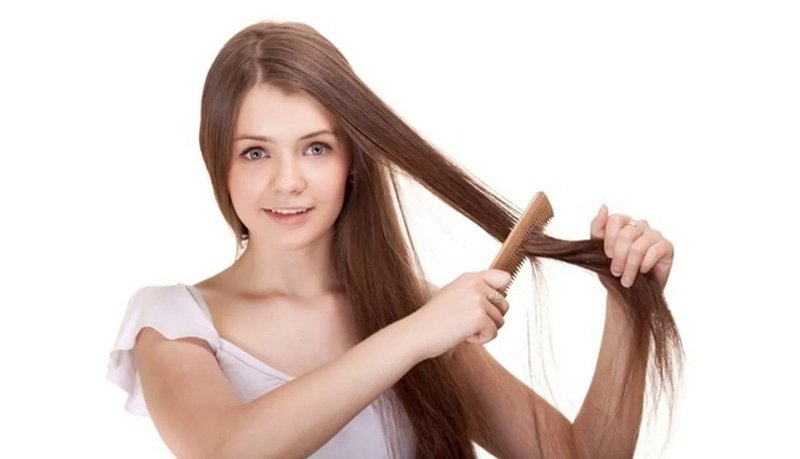 Applying nicotinic acid to the hair improves its condition