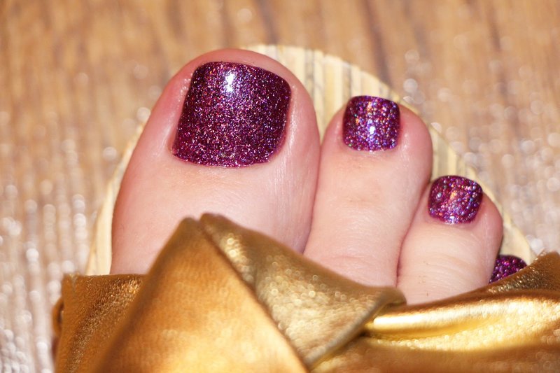 Glitter pedicure