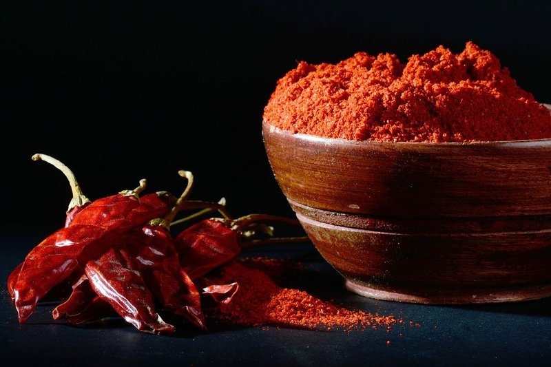 The benefits of red pepper for hair