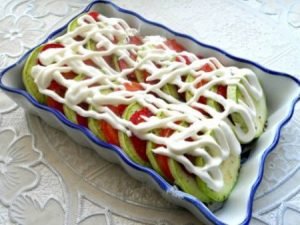 Zucchini casserole with tomato and cheese