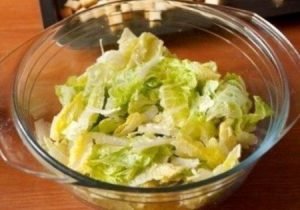 Caesar salad with chicken