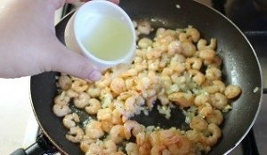 Shrimp pasta in cream sauce