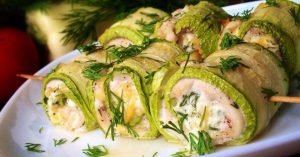 Zucchini rolls with chicken breast