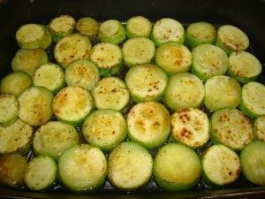 Zucchini with tomatoes in the oven