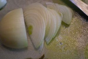 Salad of seaweed, pickled herring and onions