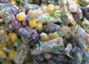 Beans and crackers salad