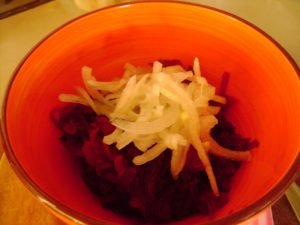 Beetroot salad with garlic and pickled onions