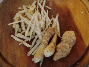 Vitamin salad of cabbage, carrots and Jerusalem artichoke