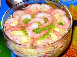 Shrimp salad: recipe with photo