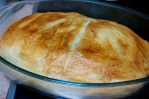 Filo pie with spinach and cottage cheese