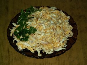 Salad - squid with cheese