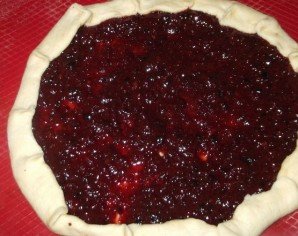 Yeast Dough Pie