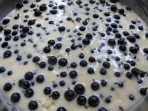 A simple blackcurrant pie in 15 minutes