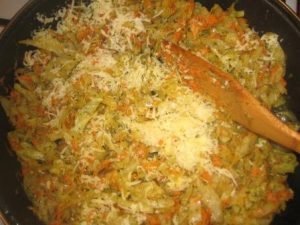 Kabuskadzhin - Ossetian pie with cabbage and cheese