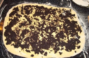 Pie with poppy seeds