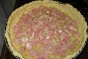 Open chicken pie