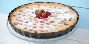 Raspberry Pie with White Chocolate