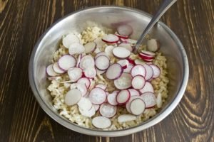 Lenten salad with brown rice and vegetables