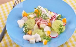 Ham and vegetables salad