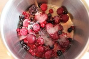 Strudel with puff pastry berries