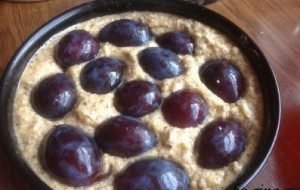 Plum nut cake