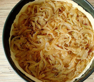 Puff pastry onion