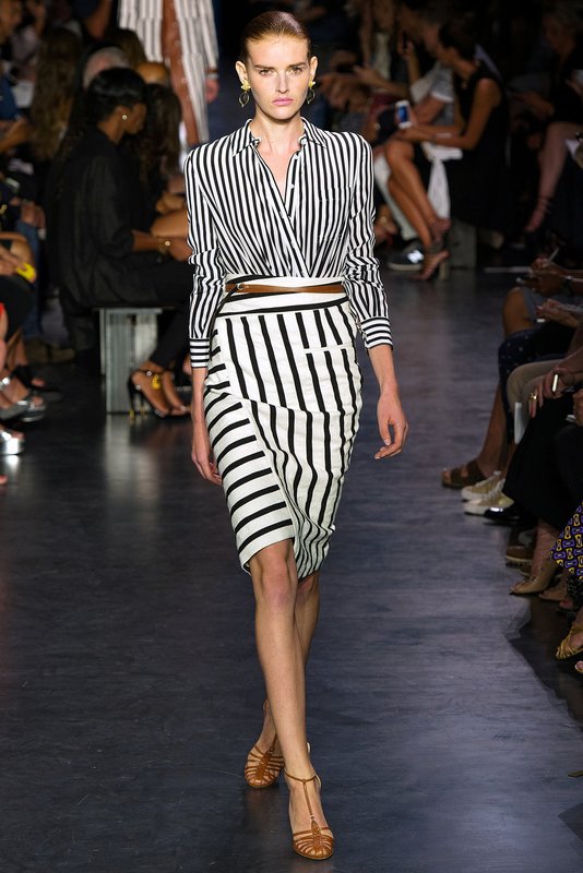 Fashionable striped skirt