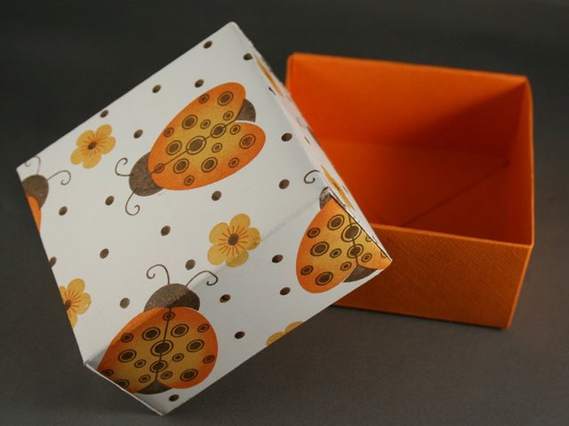 The easiest ways to make a gift box out of paper