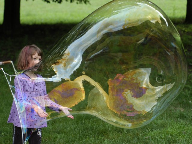 The best do-it-yourself soap bubble recipes