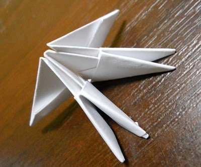 How to make a swan out of paper: in stages