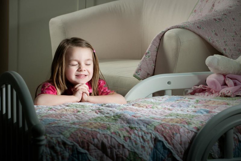 Pray to the Lord before going to bed in the name of fulfilling wishes