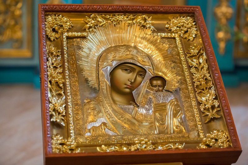 Praying of the Mother of God for the health of the child