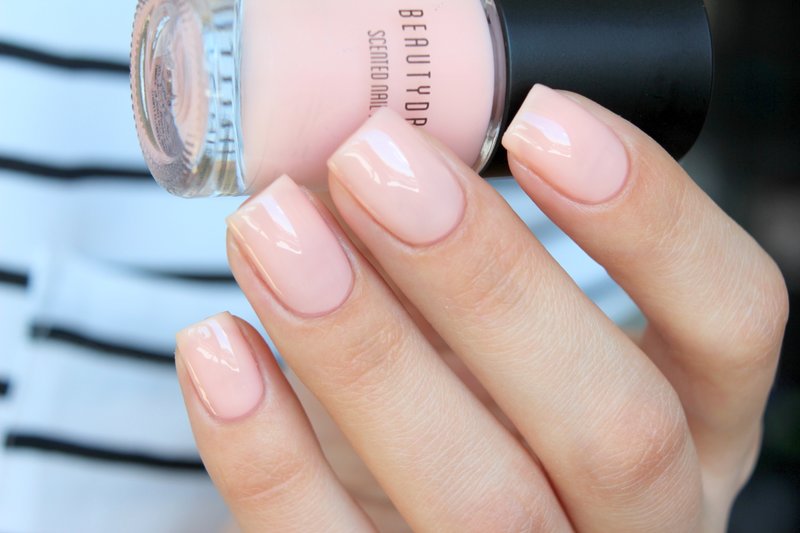 Pink short nail polish