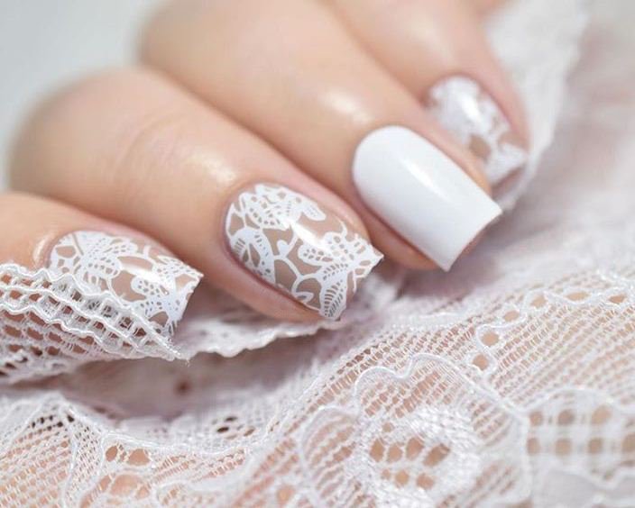 Wedding nails with lace