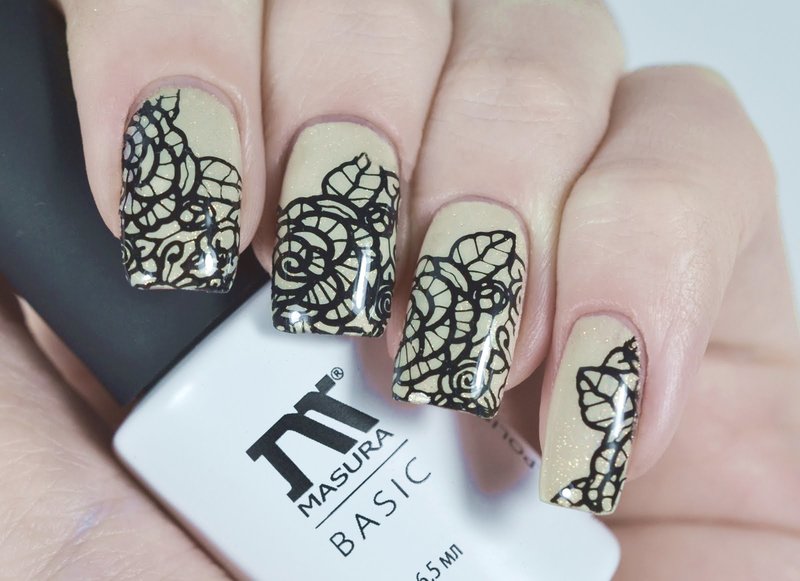 Black lace flowers on nails