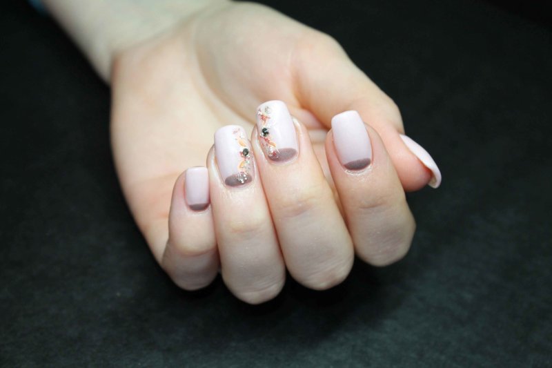 Matte nude with holes and pattern