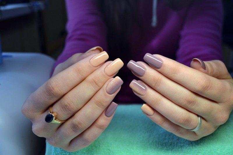 Nude ombre on nails