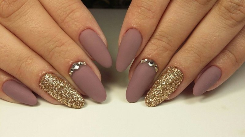 Matte nude with gold glitter and rhinestones