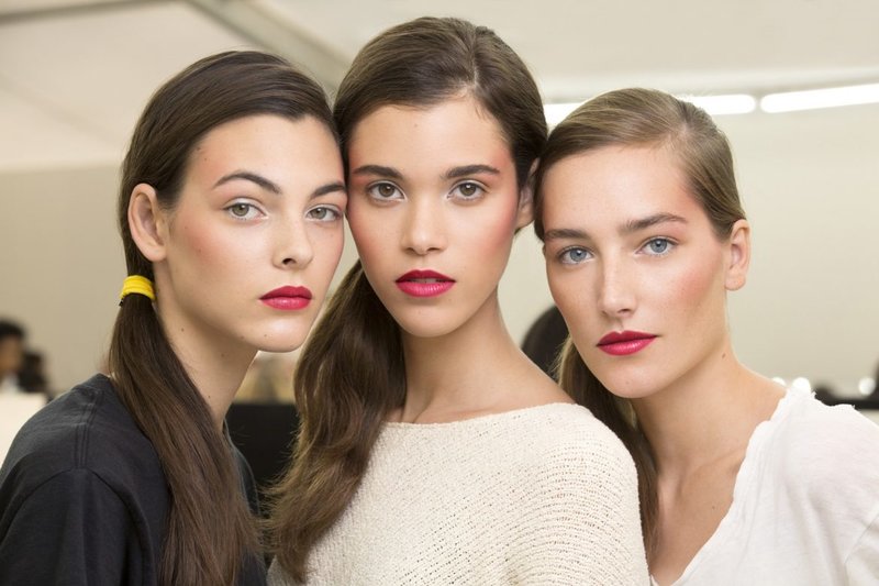 Stylish make-up with bright lipstick from fashion shows