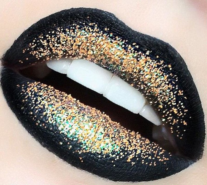 Glitter Lip Makeup