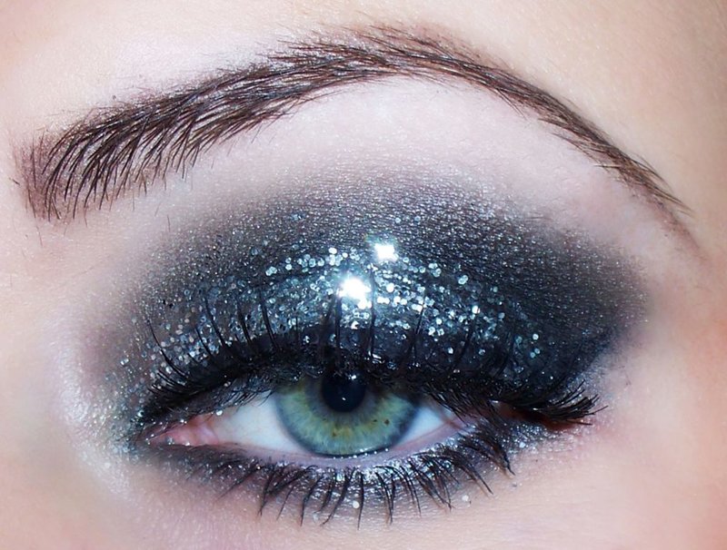 New Year's Smokey Ice with glitter and arrows