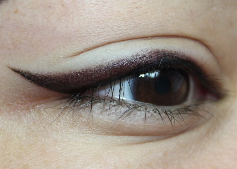 Permanent make-up arrows with shading