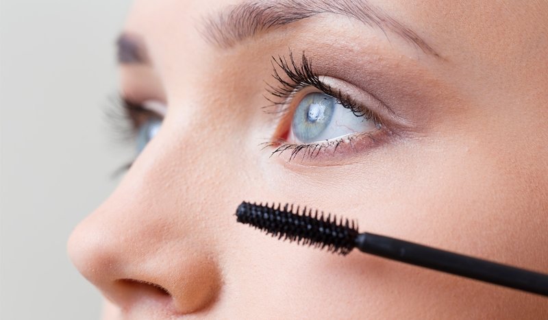 Mascara application