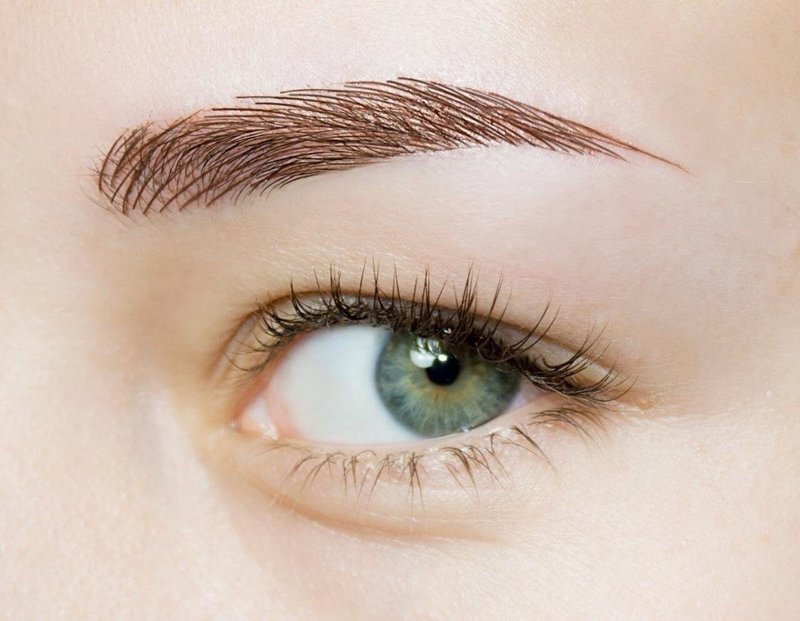 Eyebrow Microblading