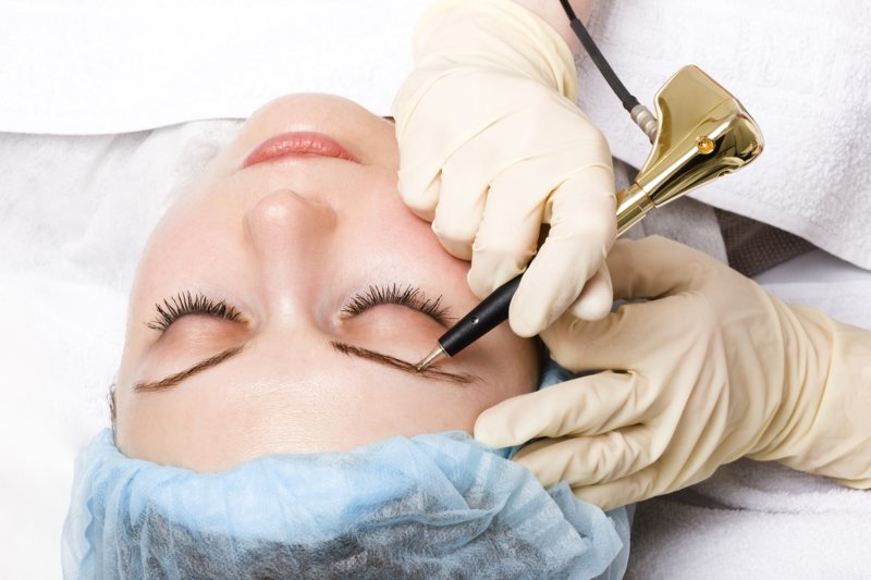 Eyebrow nano-spraying procedure